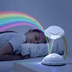 Un projecteur d'arc-en-ciel avec lumière LED qui sert également de veilleuse.