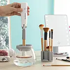 Nettoyeur et sécheur automatique de pinceaux de maquillage