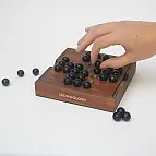 Jeu de solitaire en bois