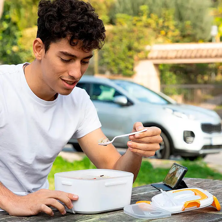 Réchauffez vos aliments en déplacement sans four à micro-ondes