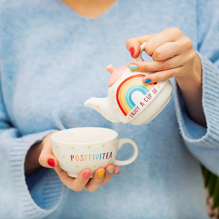 Deux en un : théière et tasse